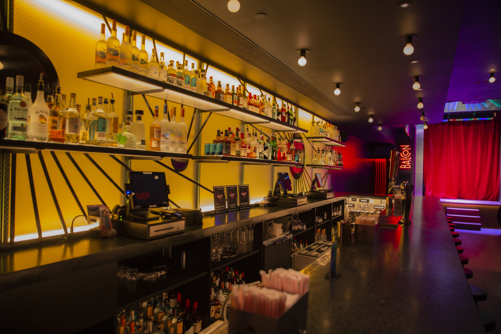 Bar photo 1